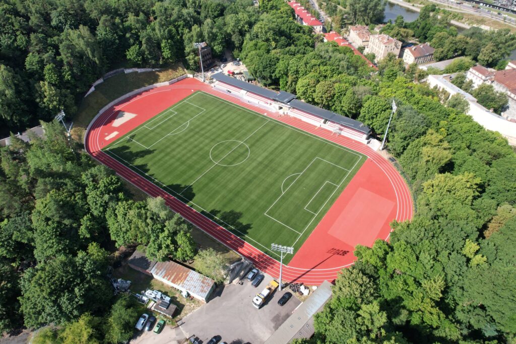 Kalnų parko stadionas (T. Kosciuškos g. 7) - Sports field or court - construction photos