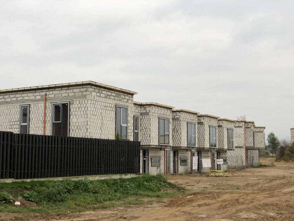 Pilaitės namai (Tilžės g. 47, 53, 55, 57, 59, 60, 61, 63, 65, 67, Gumbinės g. 8, 12, 14, Virbalio g. 4, Tolminkiemio g. 50) - Rindu mājas - būvdarbu attēli