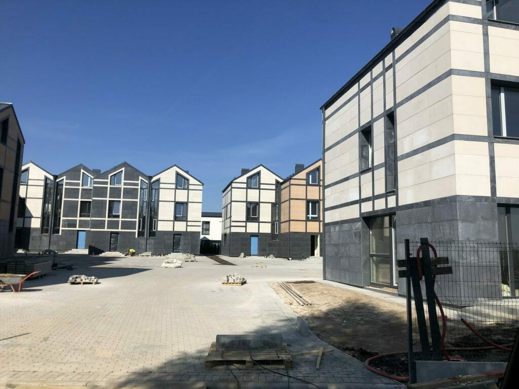 Memelhaus (Juodupio g. 35, 35A, 35B, 35C, 35D, 35E, 37) - Row housing - construction photos