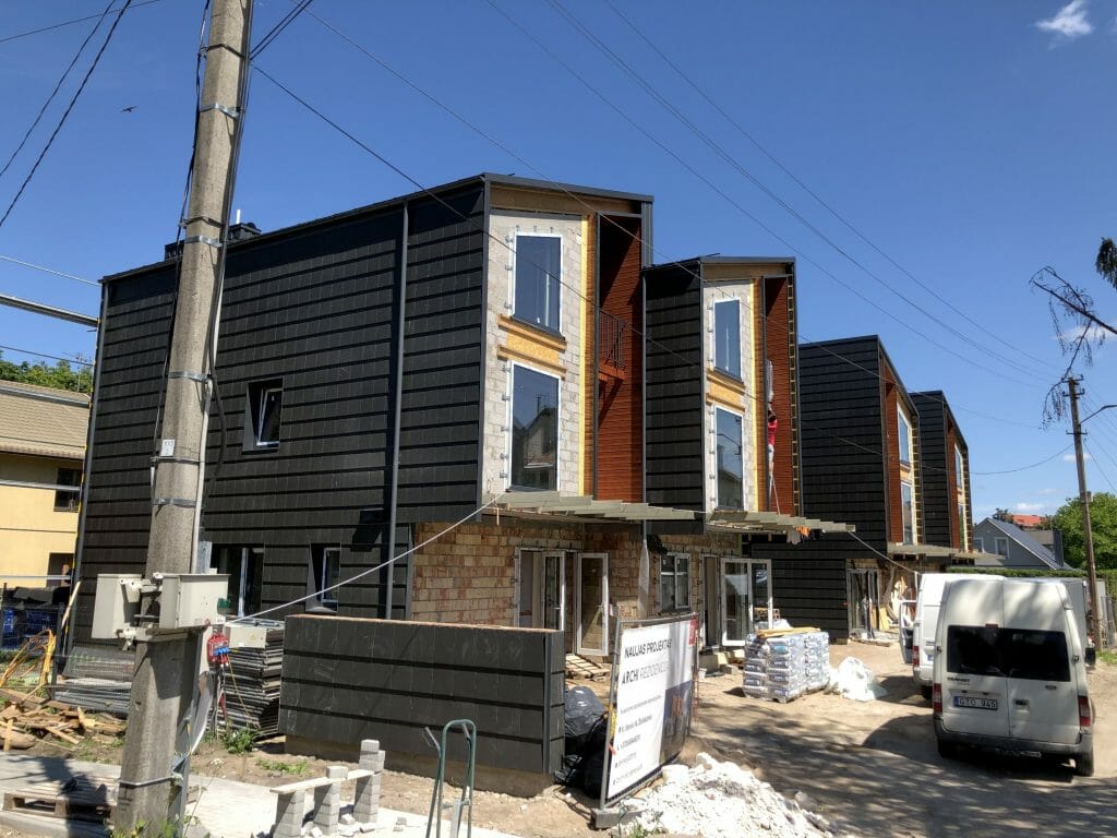 Archi namai (Archyvo g. 34, 34B, 40) - Row housing - construction photos