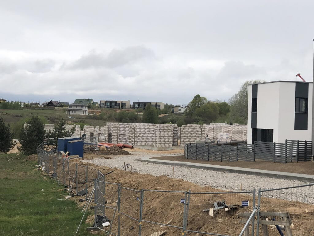 34 istorijos (Pakonių g.) - Row housing - construction photos