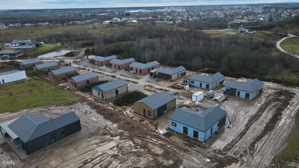 Lapino namai (Dusmenų g. 69) - Land plots - construction photos