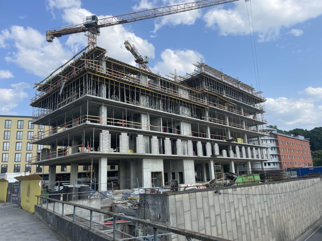 Yellowstone (J. Jasinskio g. 14) - Office center - construction photos