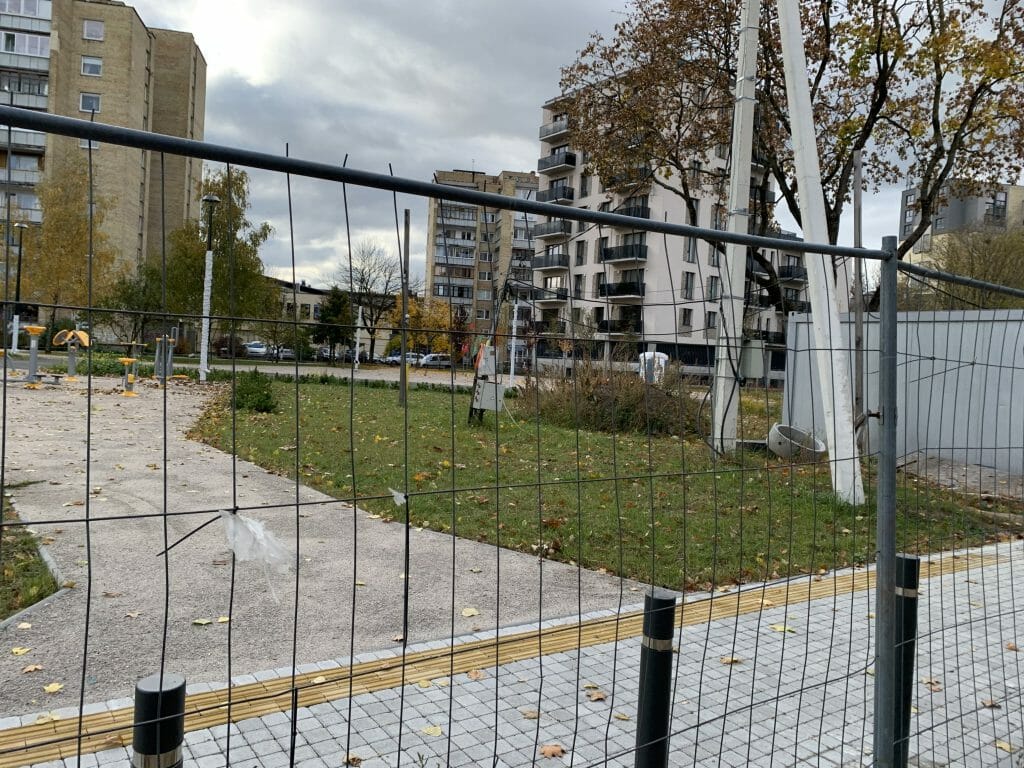 Amatų skveras (Amatų g.) - Väljak - ehituse fotod