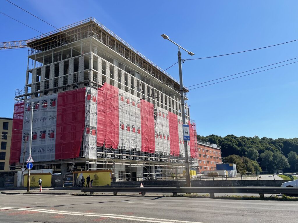 Yellowstone (J. Jasinskio g. 14) - Office center - construction photos