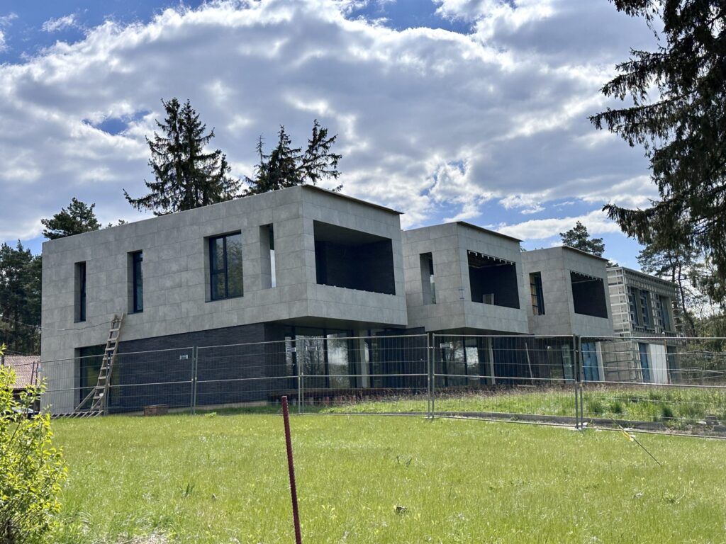 Laurai (Laurų g. 40) - Ridaelamu - ehituse fotod