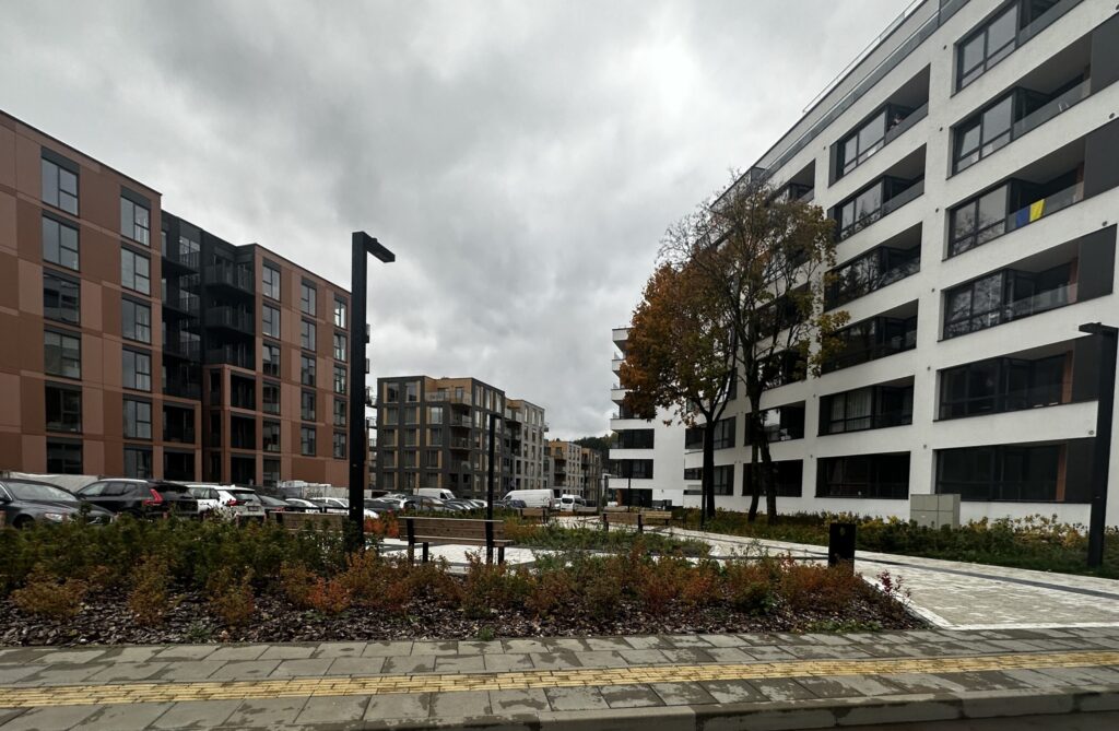 Kaukysos ir Pakraščio g. skveras (Pakraščio g., Kaukysos g.) - Laukums - būvdarbu attēli