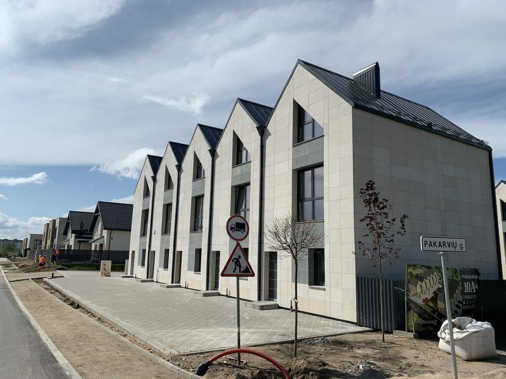 Pakarvių g. 1, 3 (Pakarvių g. 1, 3) - Row housing - construction photos