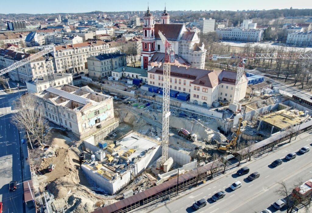 Vasario 16-osios (Vasario 16-osios g. 1) - Hotel, Office center, Primary and secondary education - construction photos