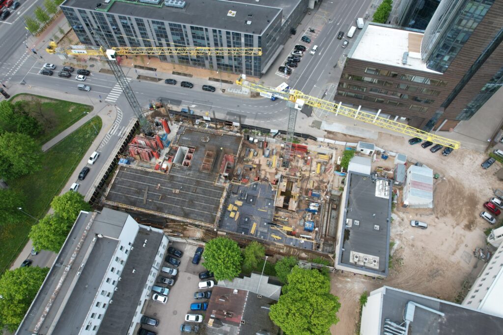 FLOW (Lvovo g. 21A) - Office center - construction photos