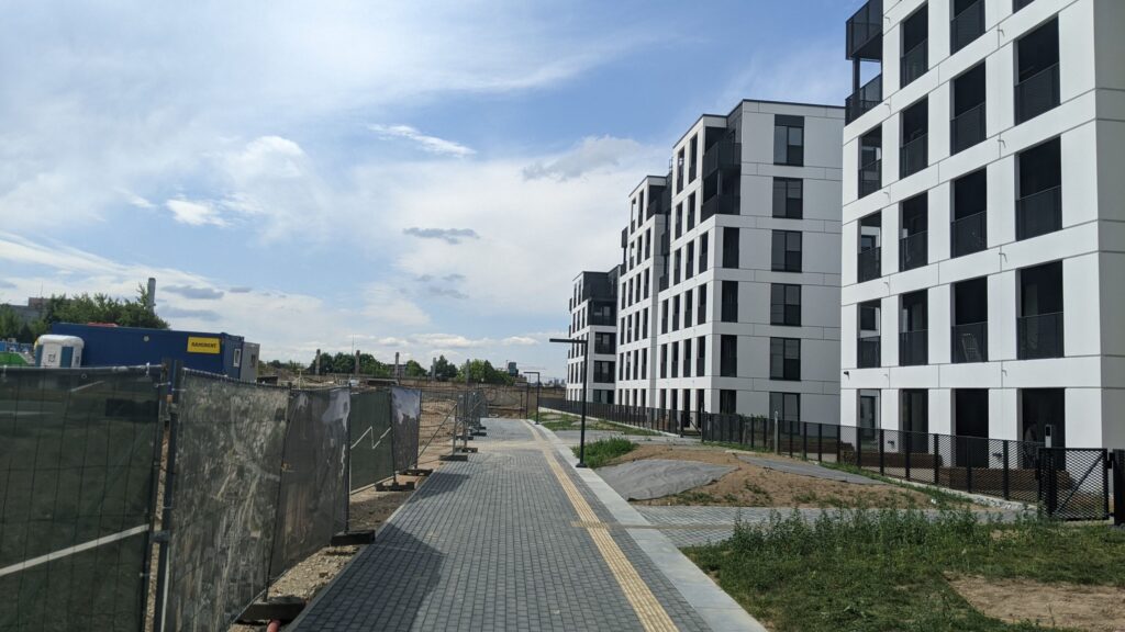 Vilnelės skverai 3 etapas (Manufaktūrų g. 7) - Korterelamu - ehituse fotod