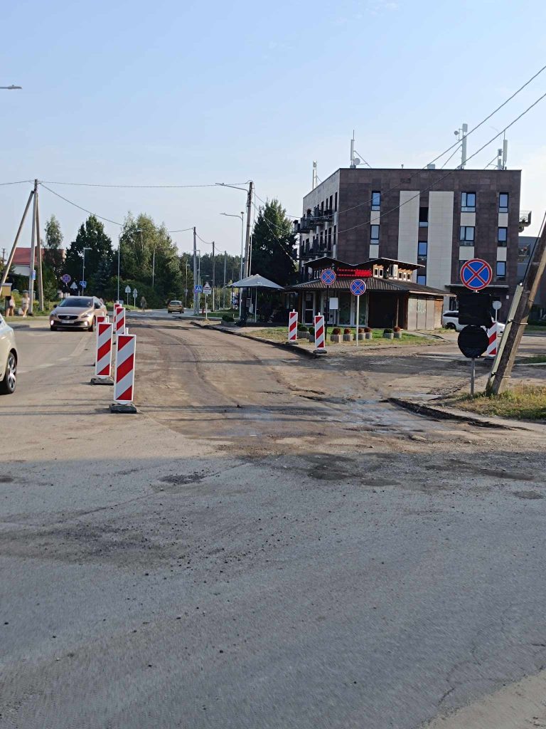 Lazdynėlių g. rekonstrukcija (Lazdynėlių g.) - Velosipēdu ceļš, Iela - būvdarbu attēli