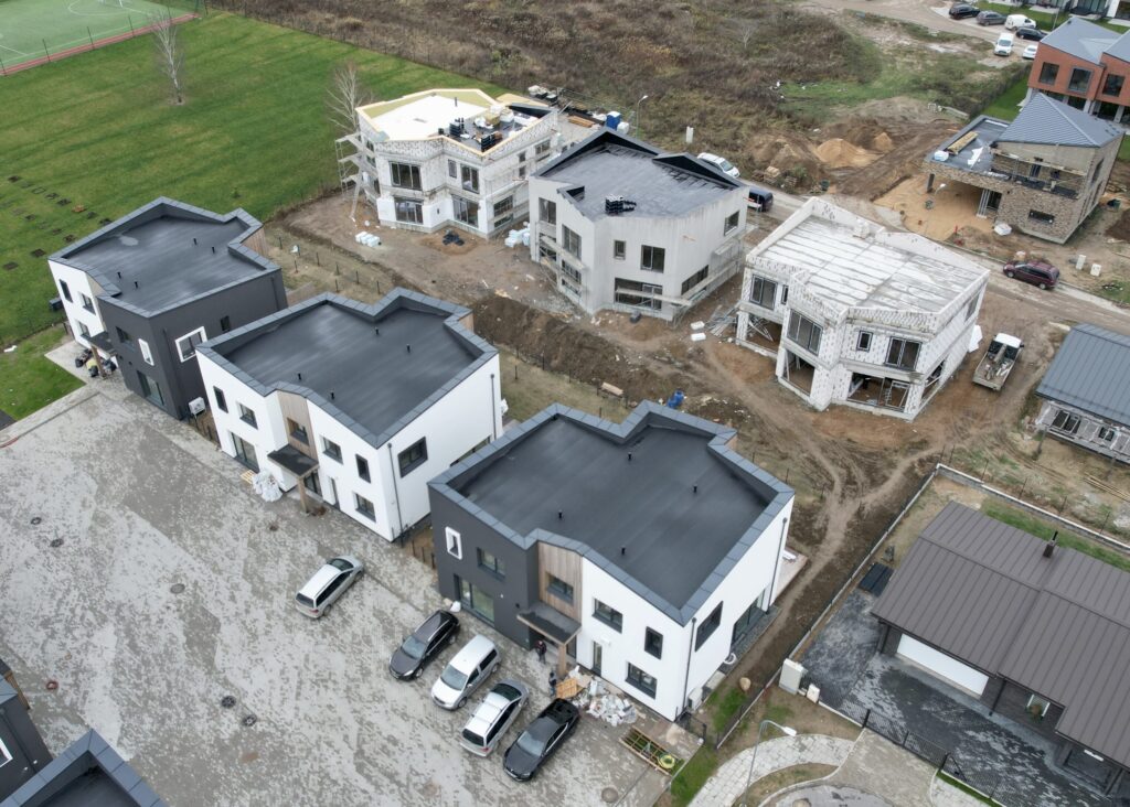 Kalnėnų TRIO 3 etapas (Albanų g. 36) - Row housing - construction photos