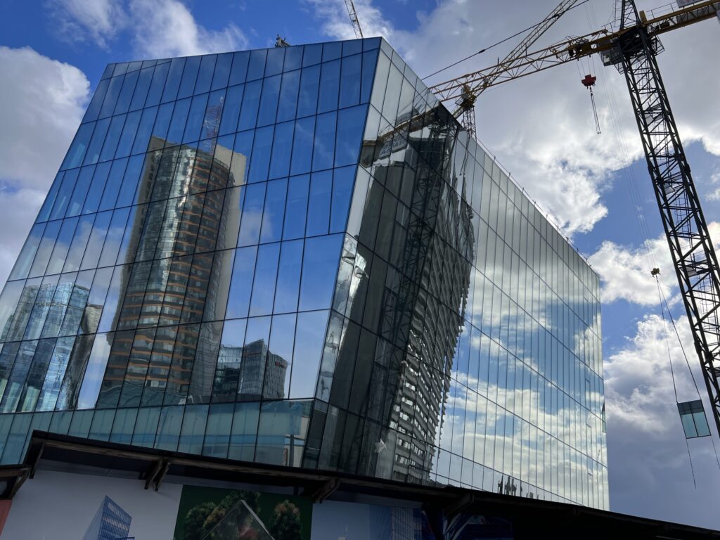 Artery (Konstitucijos pr. 18B) - Biroju centrs - būvdarbu attēli