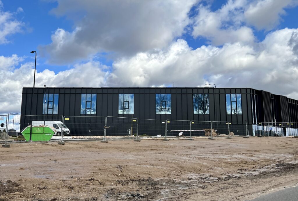 Senosios Pilaitės kel. 1 (Senosios Pilaitės kel. 1) - Shopping center - construction photos