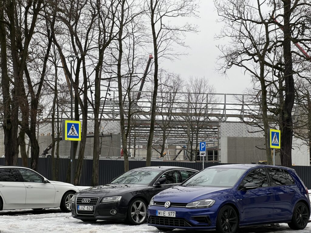 Kauno lengvosios atletikos maniežas (Perkūno al. 5) - Sports arena - construction photos
