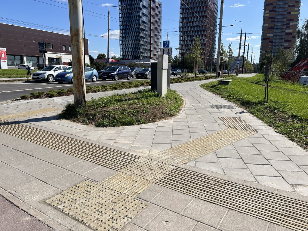 Viršilų g. nuo V. Lingio g. iki Justiniškių g. (Viršilų g.) - Bike path, Street - construction photos