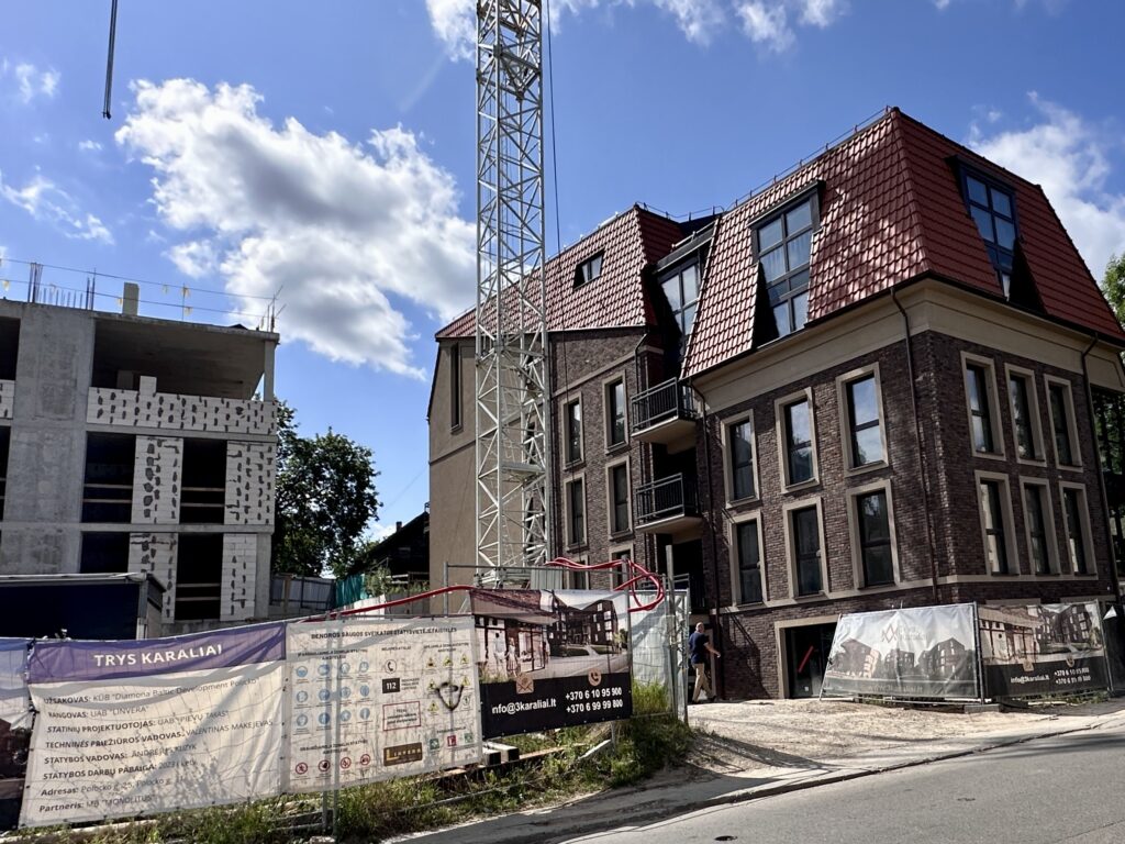 Trys karaliai (Polocko g. 25, 31) - Multi apartment - construction photos