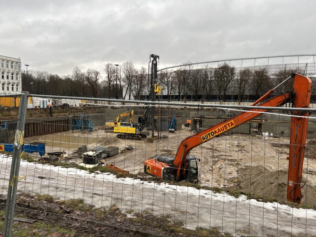 Kauno lengvosios atletikos maniežas (Perkūno al. 5) - Sports arena - construction photos