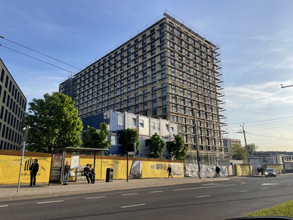 Yellowstone (J. Jasinskio g. 14) - Office center - construction photos