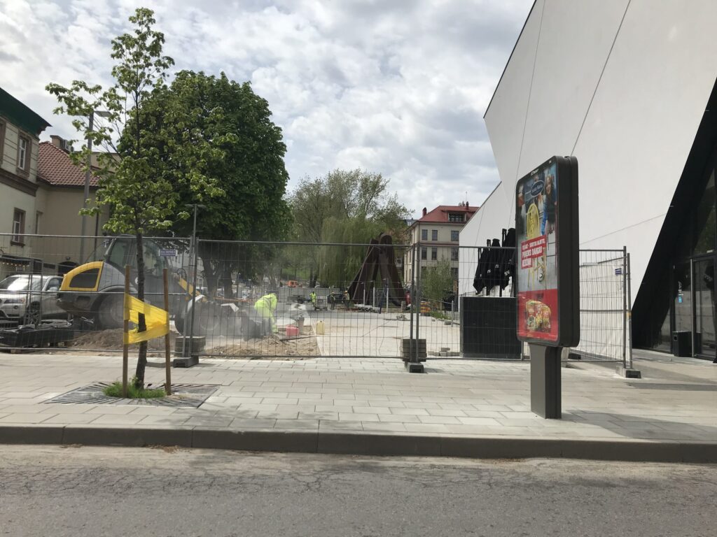 Vingrių šaltinių skveras (Vingrių g.) - Square - construction photos