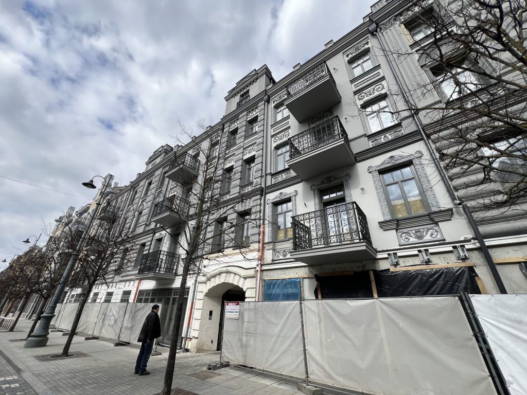 Gedimino 37 (Gedimino pr. 37) - Multi apartment - construction photos