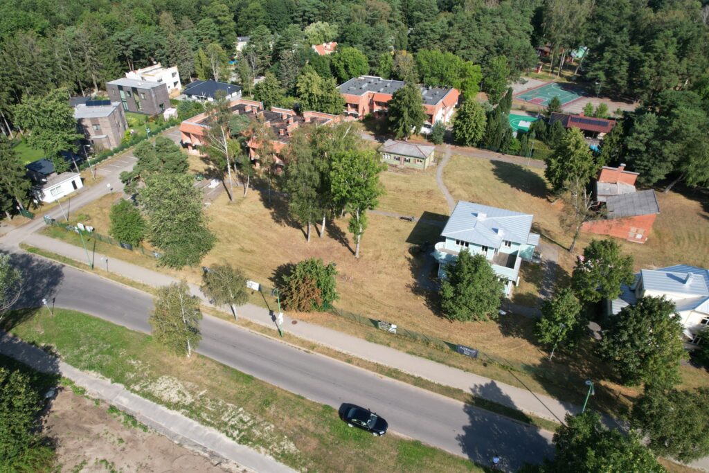 Girulių vilos 1 etapas (Turistų g. 20, 22) - Korterelamu - ehituse fotod
