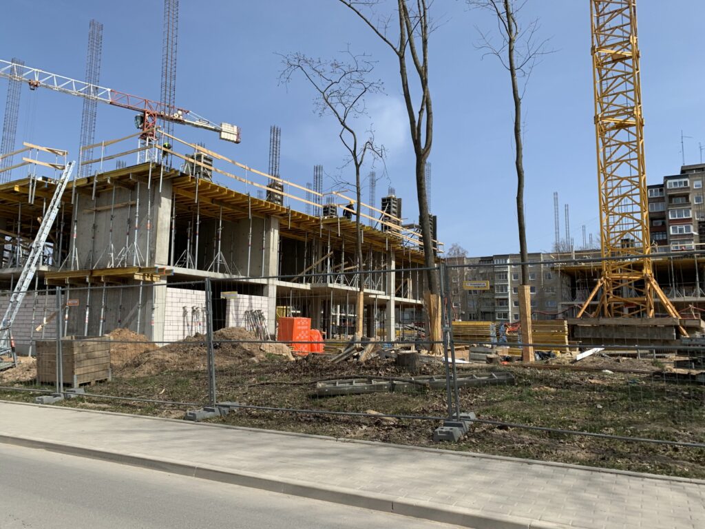 O5 NAMAI (Žeimenos g. 82) - Multi apartment - construction photos