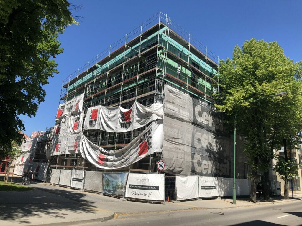 D11 (S. Daukanto g. 11) - Multi apartment - construction photos