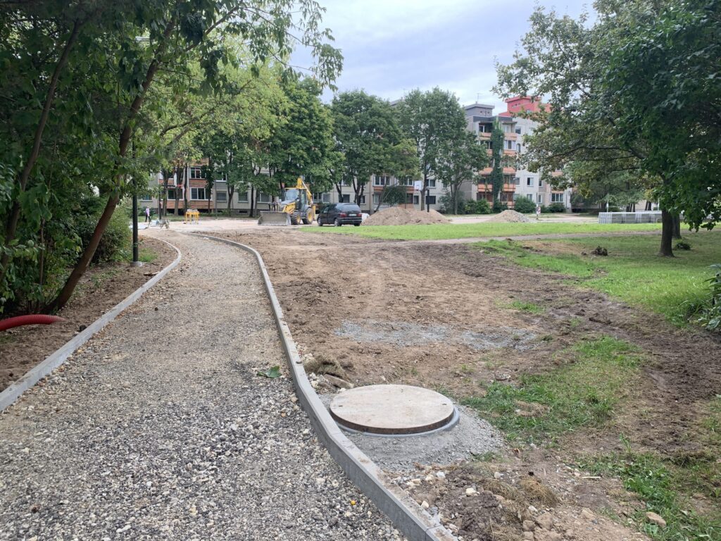 Pėsčiųjų takas tarp Ukmergės ir S. Žukausko gatvių (Ukmergės g., S. Žukausko g.) - Pedestrian path - construction photos