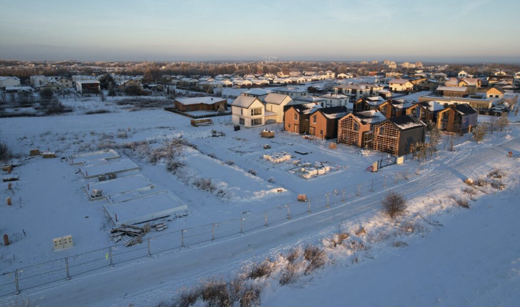 Pušų panorama 1 etapas (Kazio Bizausko g. 53, 55, Stasio Šilingo g. 92, 94, 96, 98, 100, 102) - Row housing - construction photos