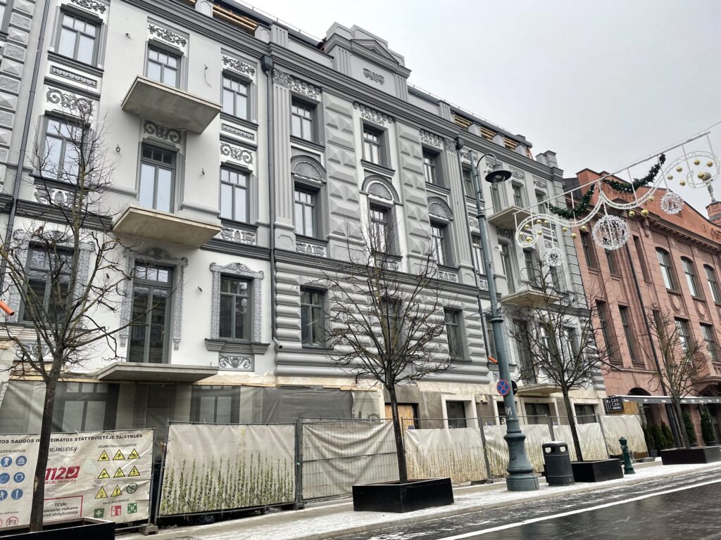 Gedimino 37 (Gedimino pr. 37) - Multi apartment - construction photos