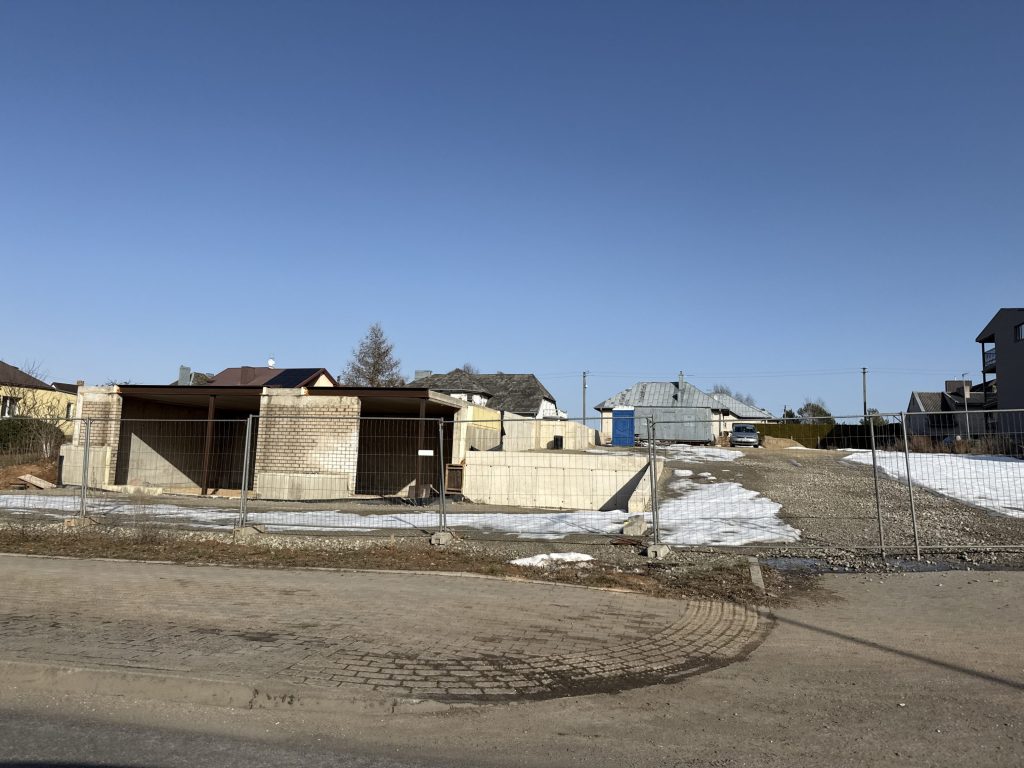 Romainių g. 98 (Romainių g. 98) - Kaubanduskeskus - ehituse fotod