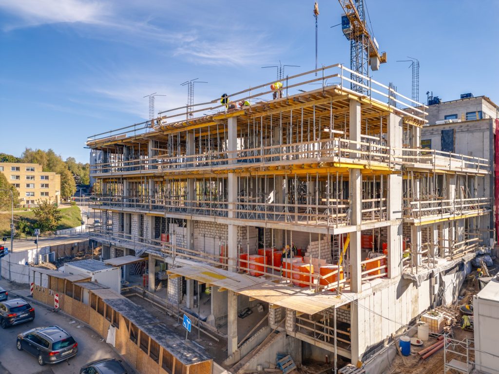 Užupio personos (Filaretų g. 25) - Multi apartment - construction photos