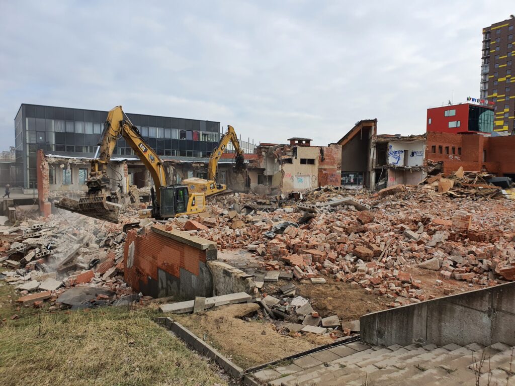 PC PIKAS (Ukmergės g. 221) - Shopping center - construction photos