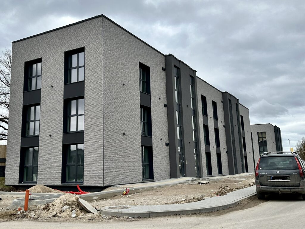 Ąžuolio namai 2 etapas (Povilo Revento g.) - Daugiabutis - statybų nuotraukos