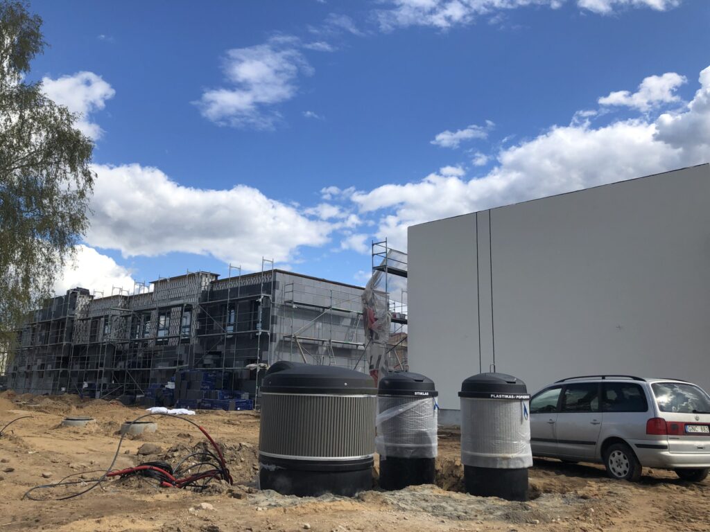 Varnės namai 3 etapas (Varnės g. 9) - Row housing - construction photos