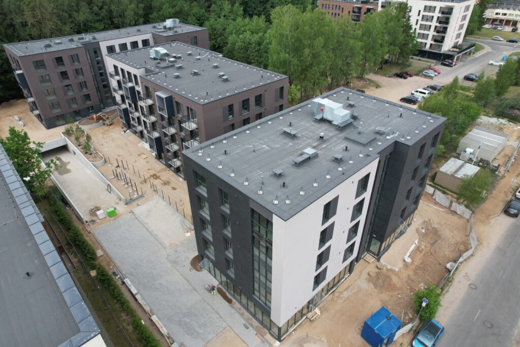 Visi savi (Visorių g. 10) - Multi apartment - construction photos