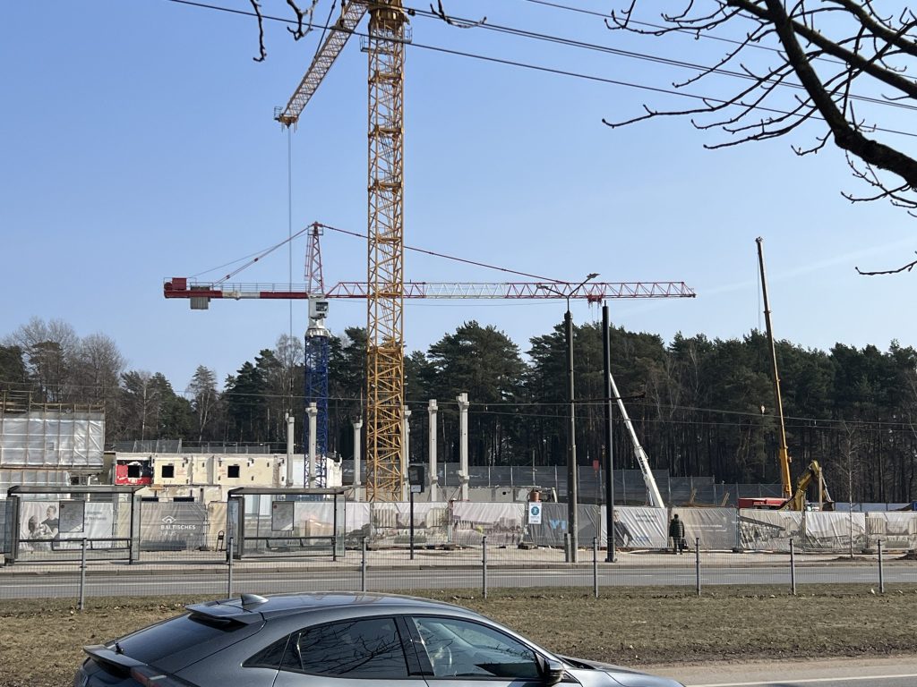 PC Mada rekonstrukcija (Viršuliškių g. 40, 42) - Kaubanduskeskus - ehituse fotod