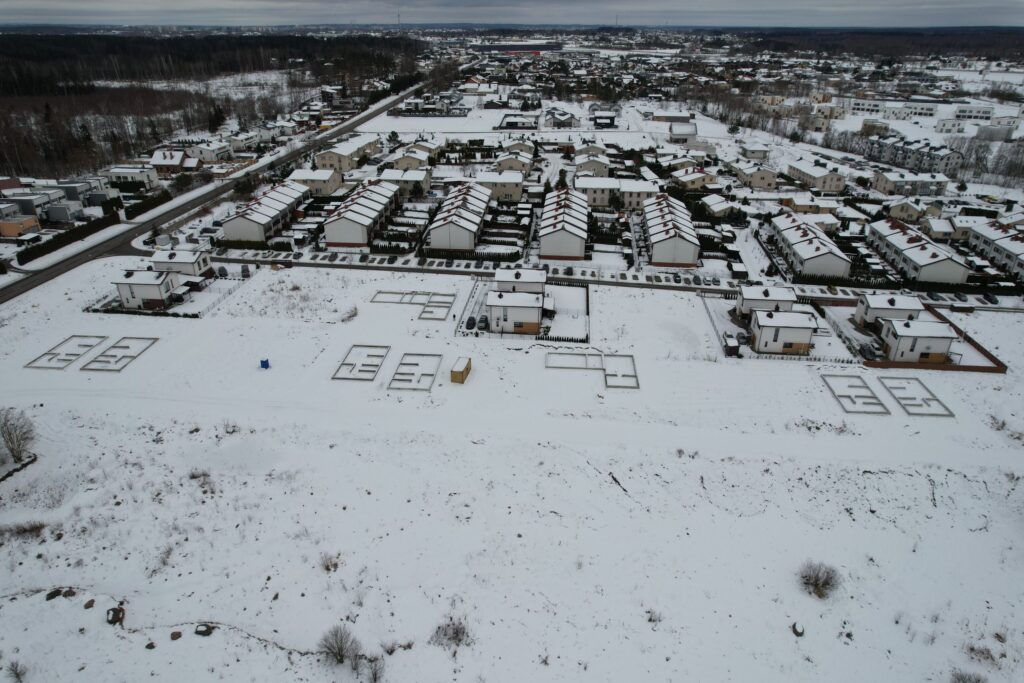Klevinė (Šaltalankių g. 1, 3, 5, 7, 9, 11, Žvaigždžių g. 1, 2, 3, 4, 5, 6, 7, 8, 9) - Row housing - construction photos