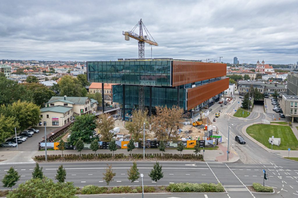 Sąvaržėlė (Konstitucijos pr. 14A) - Office center - construction photos
