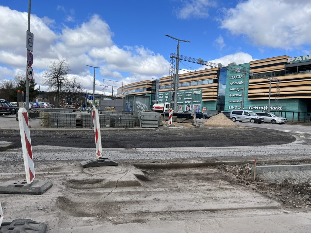 T. Narbuto g. dviračių takas ir viešojo transporto juosta (T. Narbuto g.) - Bike path - construction photos