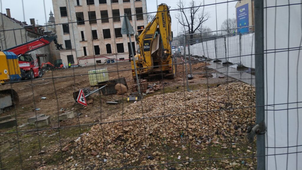 Satekles Business Center (Ernesta Birznieka Upīša iela 2, 4, Dzirnavu iela 106) - Office center - construction photos