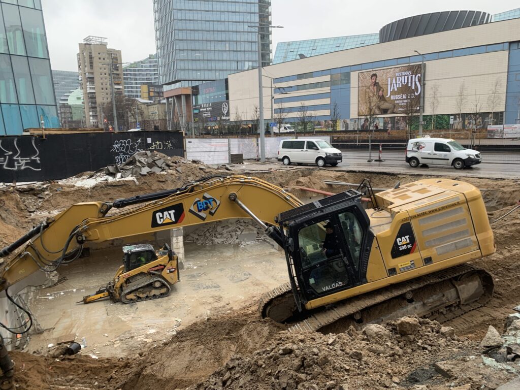 Artery (Konstitucijos pr. 18B) - Biroju centrs - būvdarbu attēli