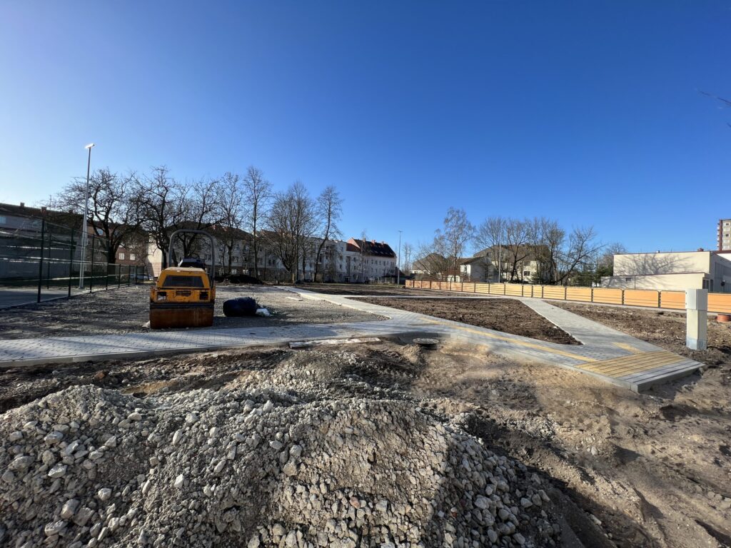 Klaipėdos uostamiesčio progimnazijos stadionas (S. Daukanto g. 5) - Sports arena - construction photos