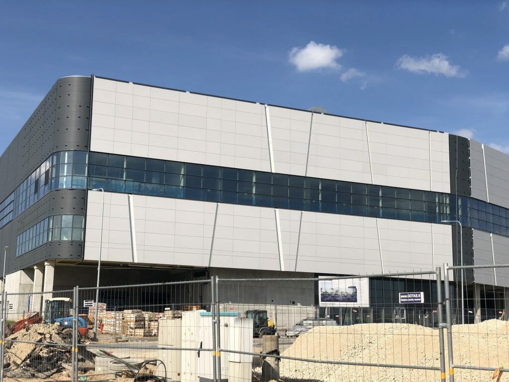 Vilnius OUTLET (Vytauto Pociūno g. 8) - Shopping center - construction photos