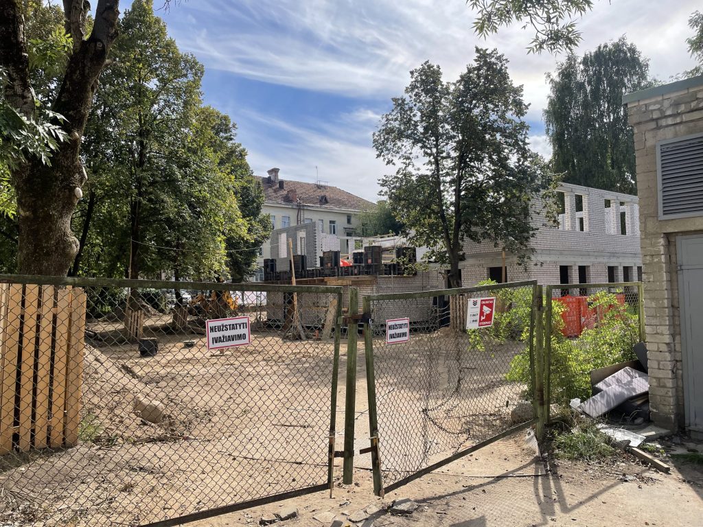 Savanorių pr. 55 (Savanorių pr. 55) - Specialized care center - construction photos