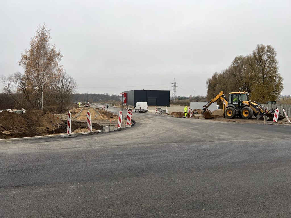 Helsinkio g. nuo viaduko iki Talino g (Helsinkio g.) - Tänav - ehituse fotod