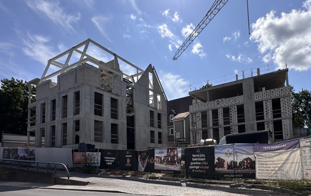 Trys karaliai (Polocko g. 25, 31) - Multi apartment - construction photos