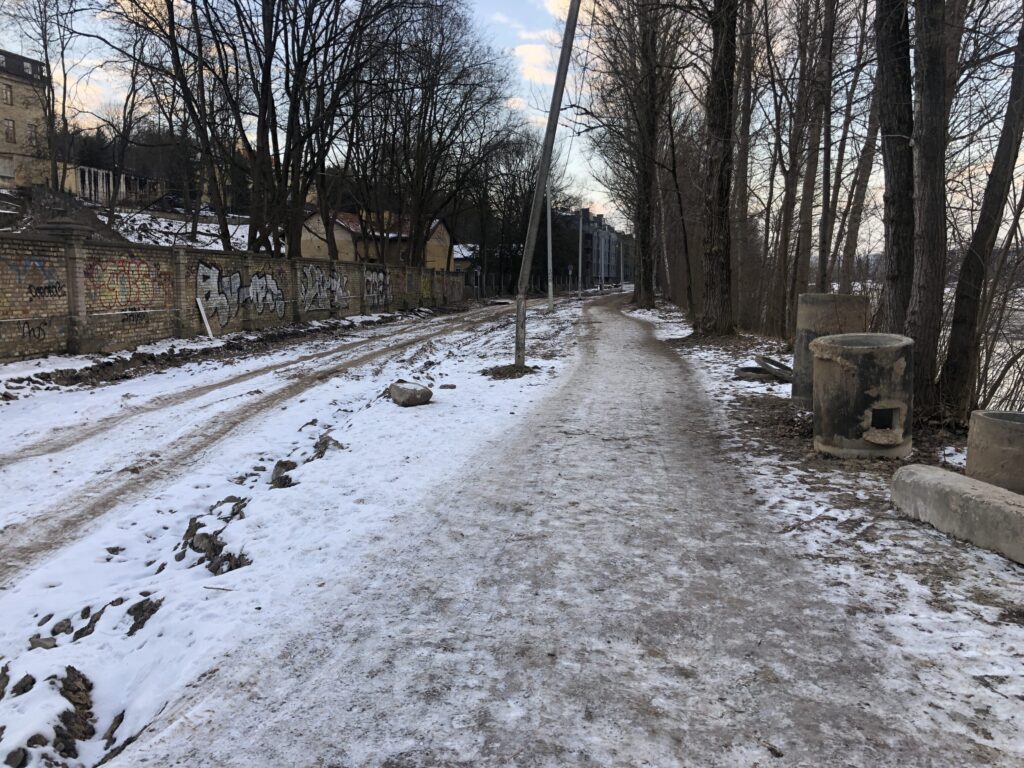 Neries kairiosios krantinės 1 etapas (B atkarpa) (Sluškų g., P. Vileišio g.) - Jalgrattatee, Promenaad - ehituse fotod